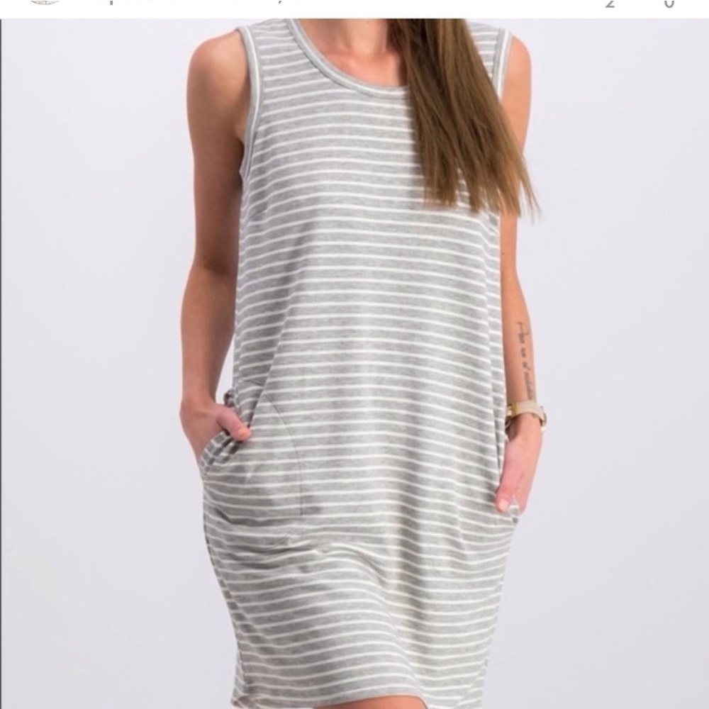 32 Degrees Cool Gray and White Striped Knit Tank Dress with Pockets XL